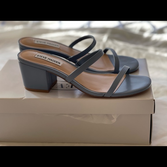 Medium heeled slide sandals - Picture 2 of 4